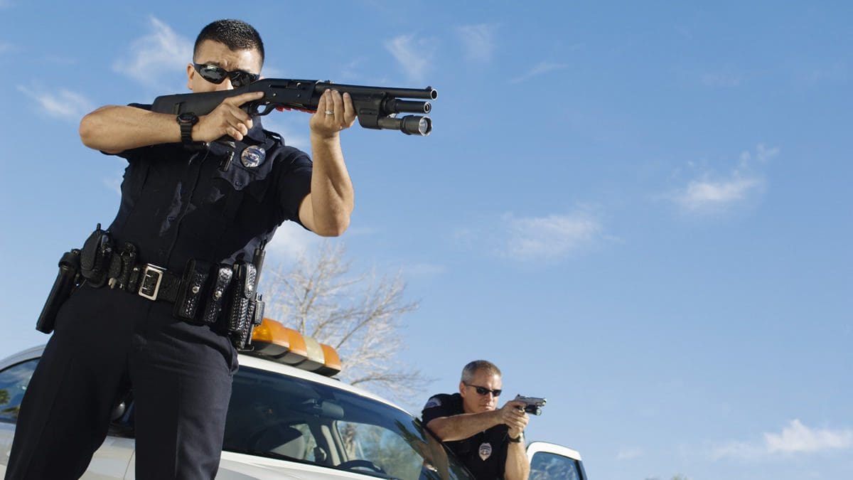 Tiroteos con participación de agentes de policía