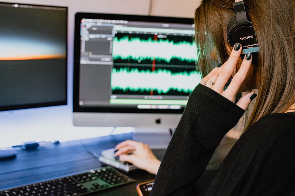 How to Automatically Transcribe Audio Files, a Quick Guide