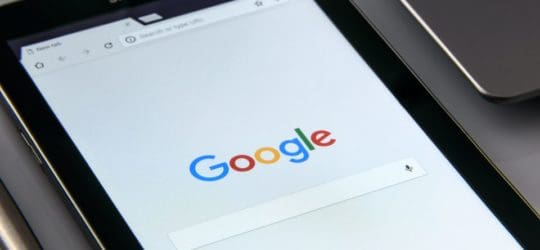 Multa de 50 millones de dólares a Google por violación de la privacidad