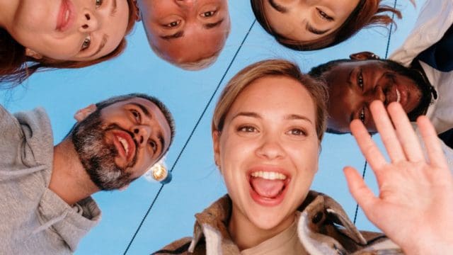 How-to-redact-faces-image